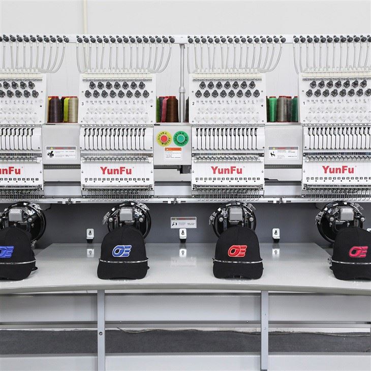 4-head 450*400mm Industrial Multi-functional Embroidery Machine With Computerization high quality